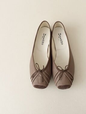 Repetto bolchoi square toe flats